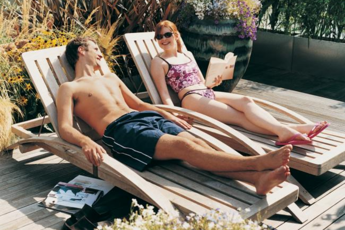 What are the rules on sunbathing naked in your own garden? (The laws explained)