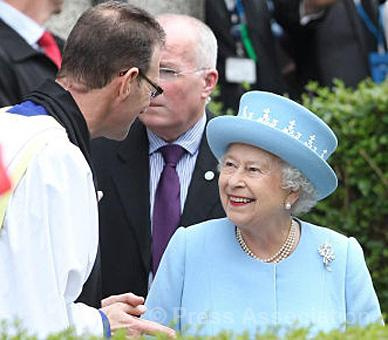 Her Majestys Visit to Enniskillen meeting Dean Kenny Hall .