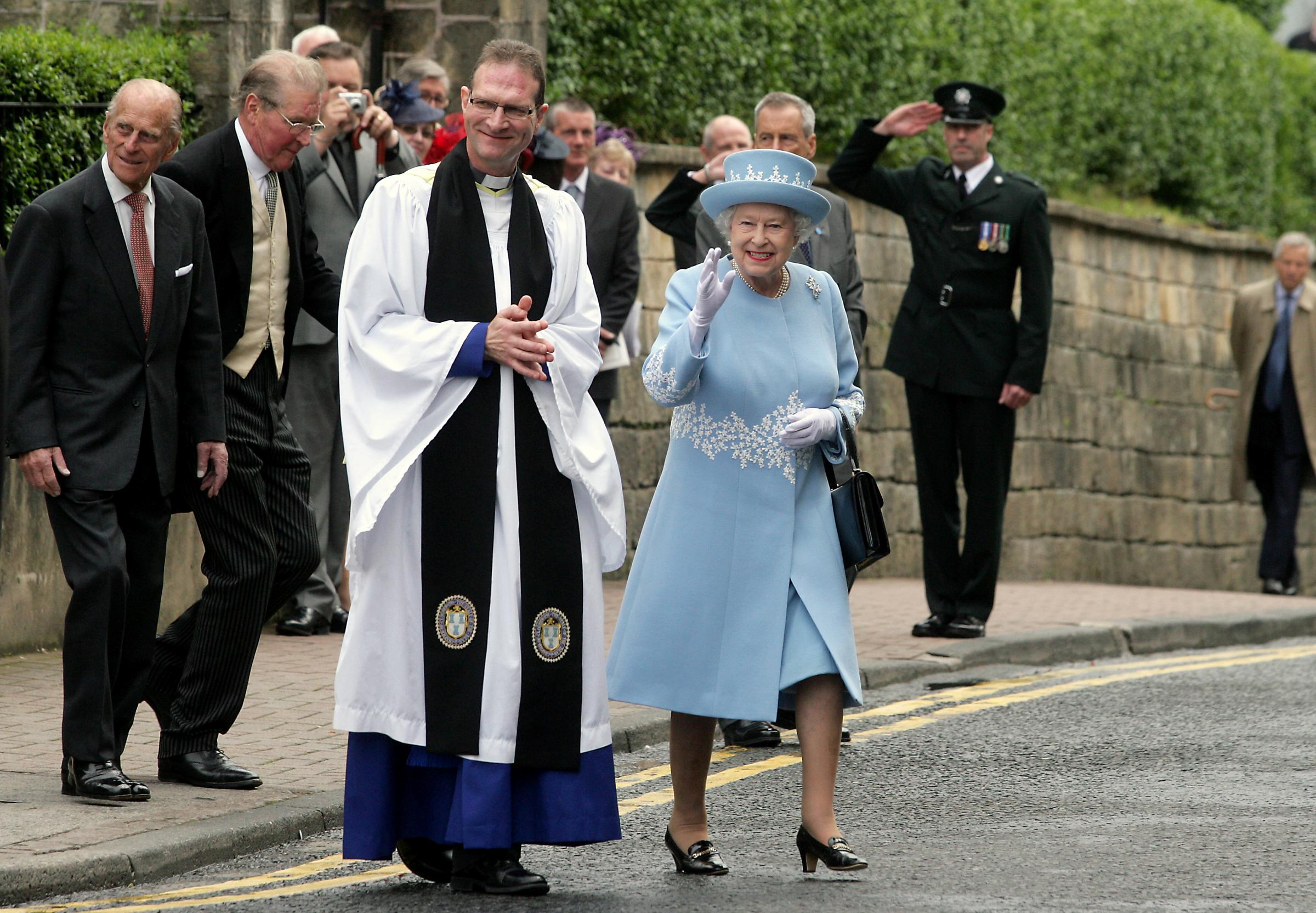 Queen Elizabeth II pictured with Dean Kenneth Hall