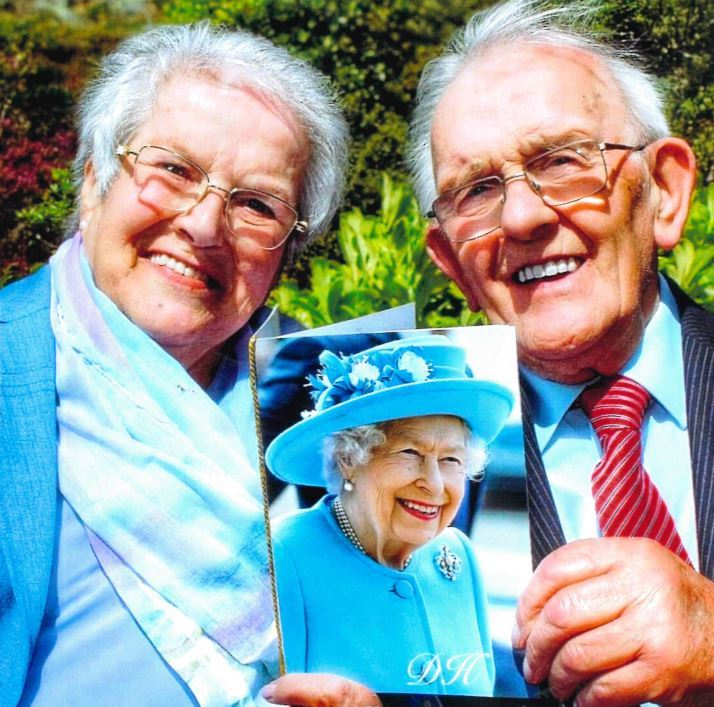 Agnes and Kenneth McFarland recently celebrated their 60th Wedding Anniversary and were delighted to receive a card from The Queen.