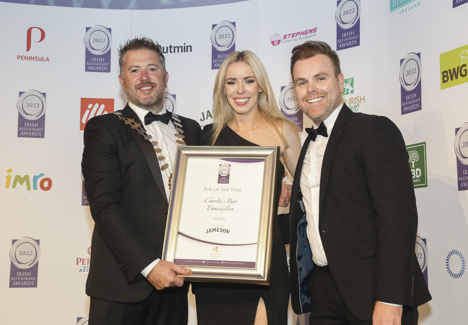 Charlies Bar wins Ulster Pub of the Year at Irish Restaurant Awards. Photo: Paul Sherwood Photographer