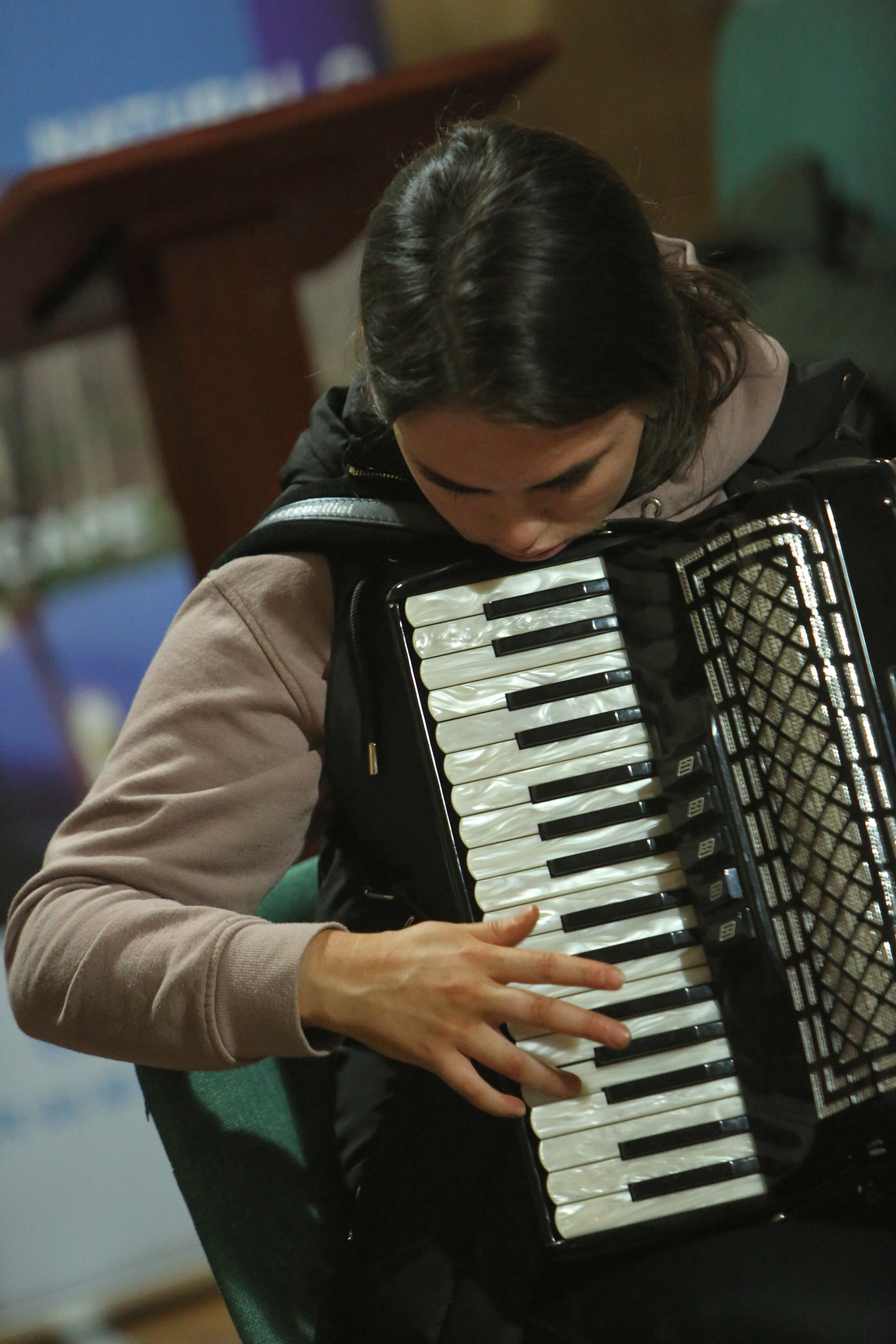 Sinead Maguire, All Ireland Accordion champion playing at the event.